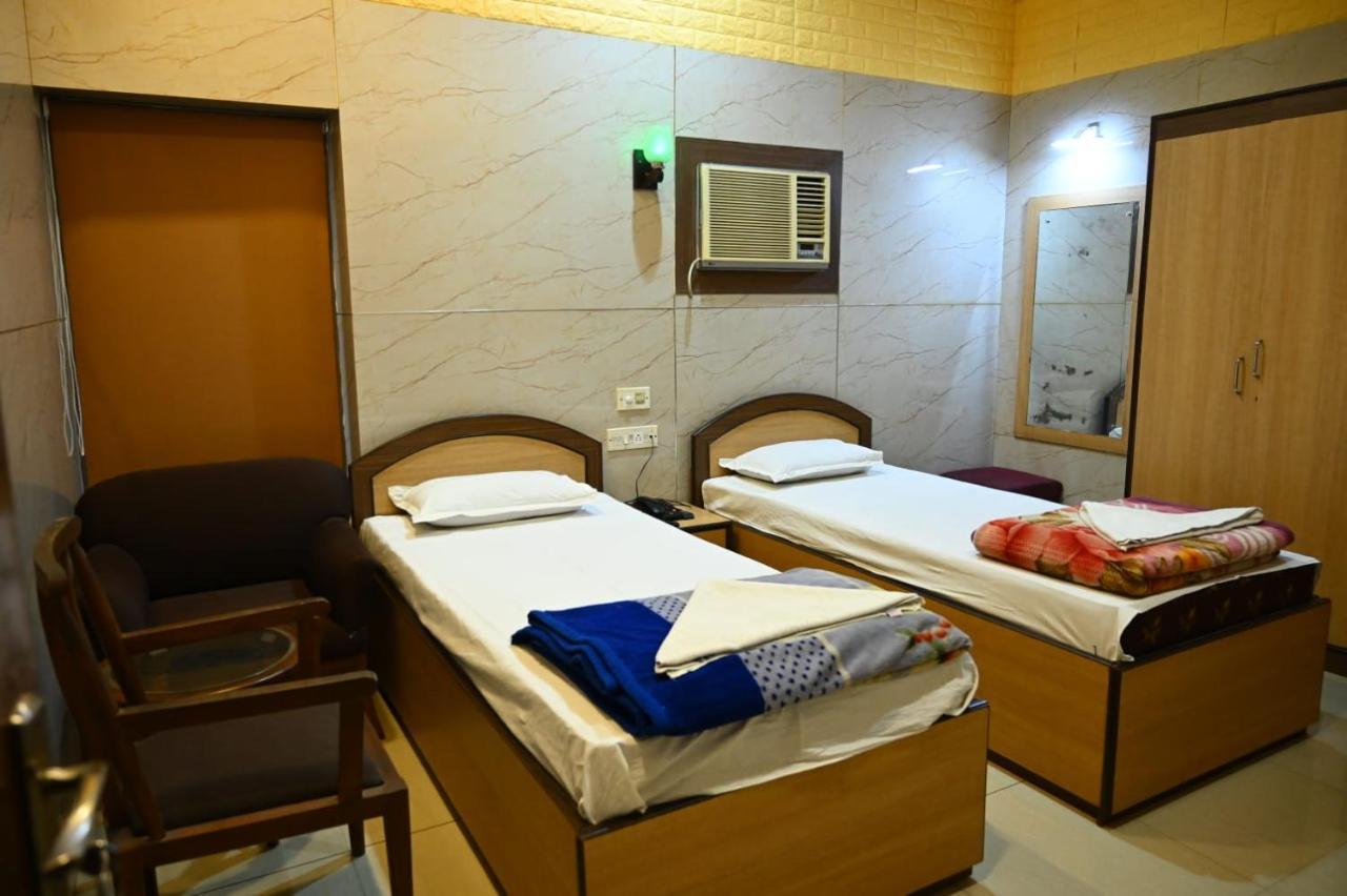 Hotel Komala Vilas Kolkata Exterior photo