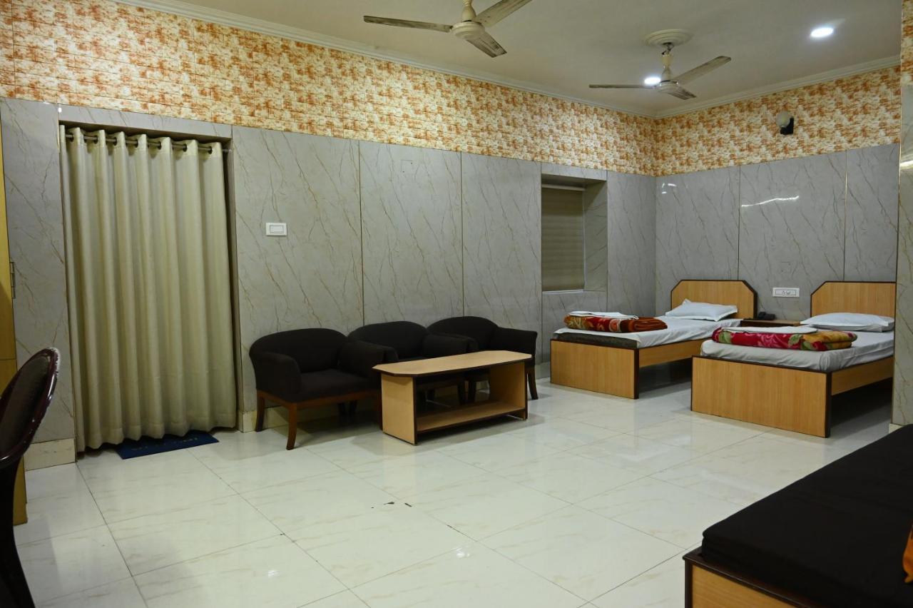 Hotel Komala Vilas Kolkata Exterior photo