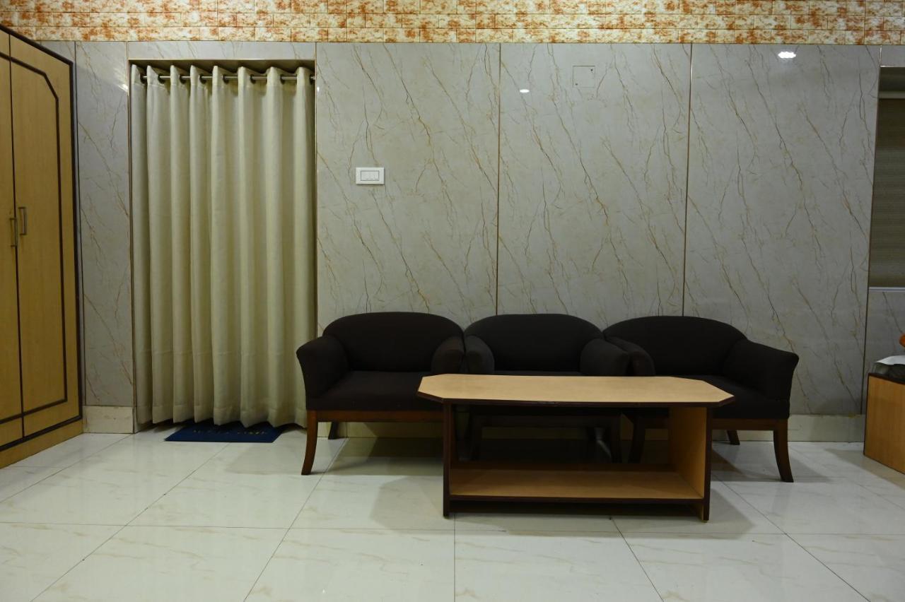 Hotel Komala Vilas Kolkata Exterior photo